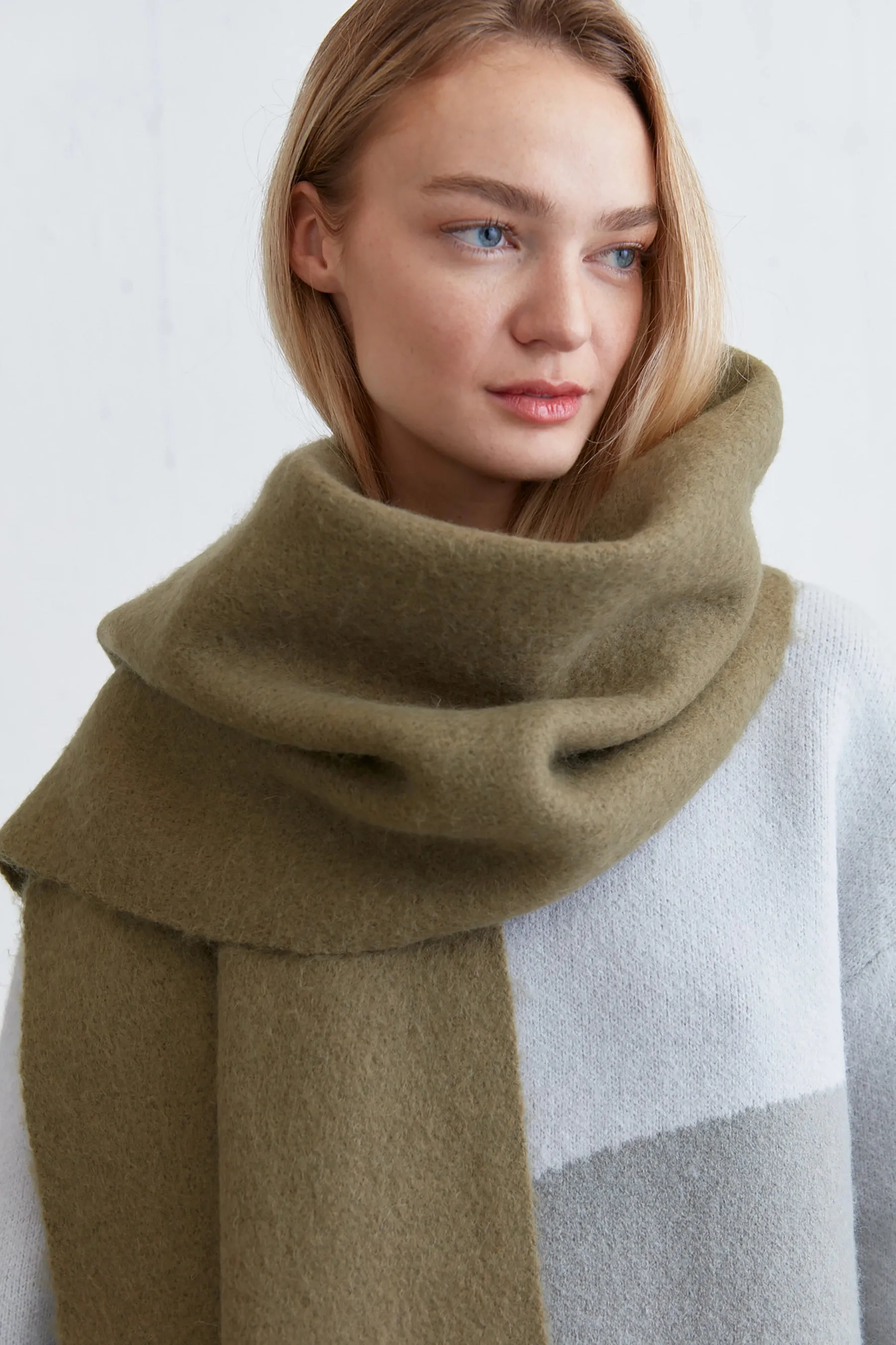 Alpaca Scarf With Tassels