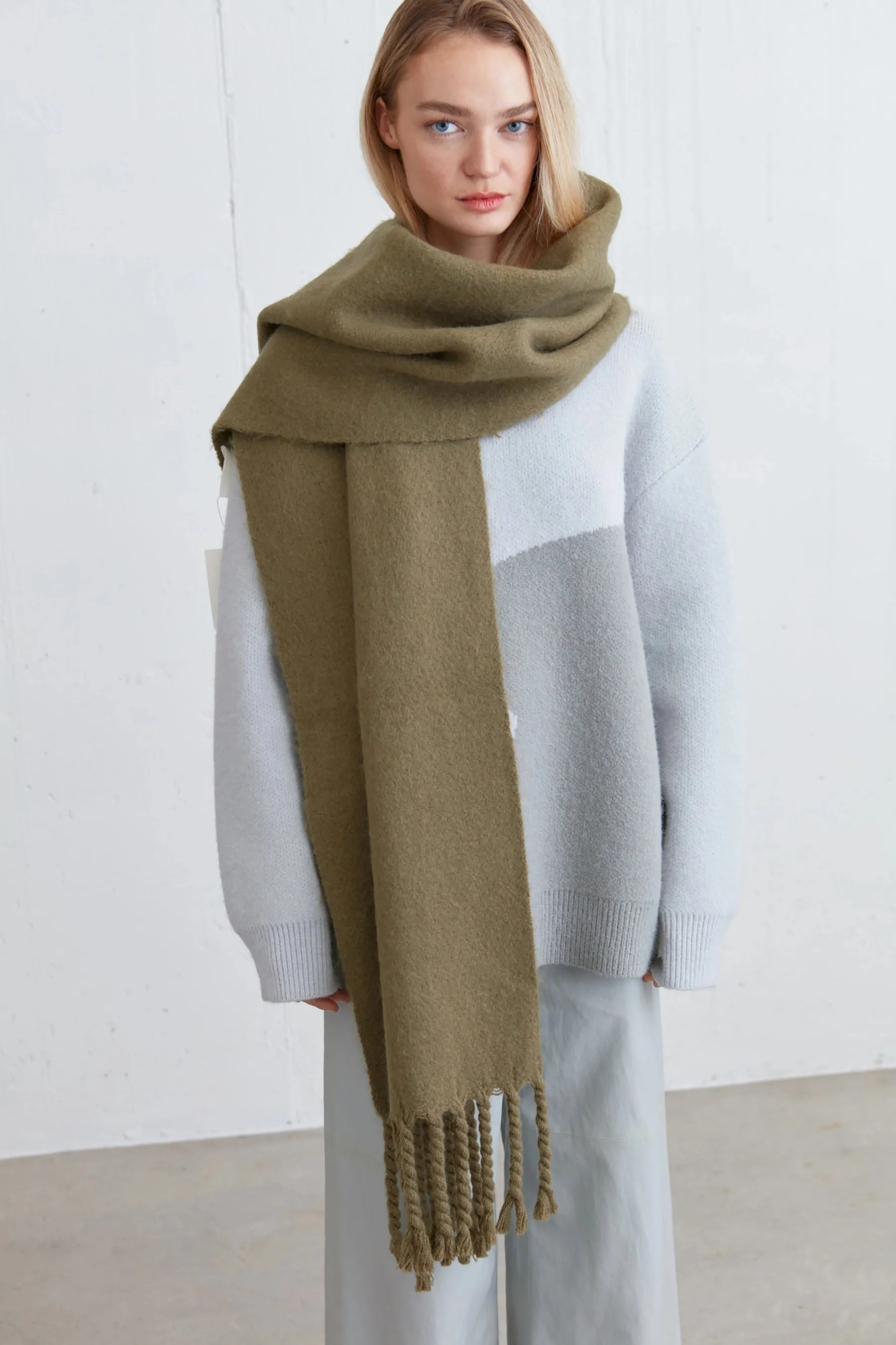 Alpaca Scarf With Tassels