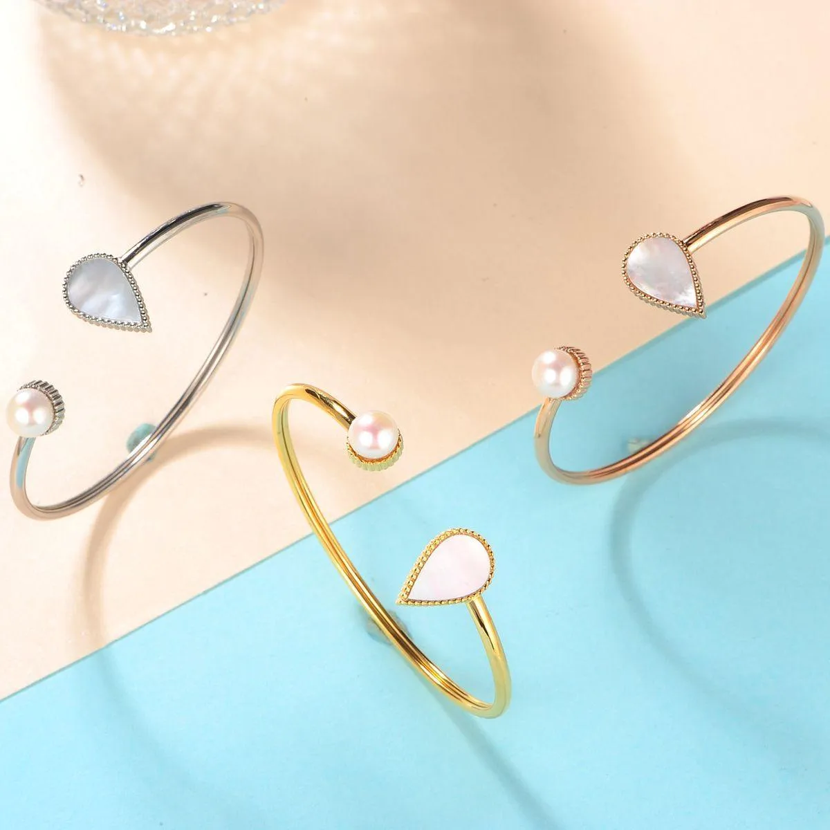 Drop / Bangle Pearl Rose Gold