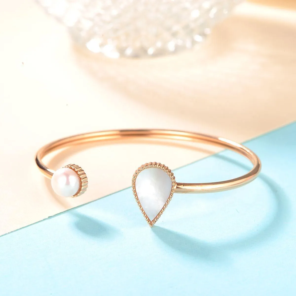 Drop / Bangle Pearl Rose Gold