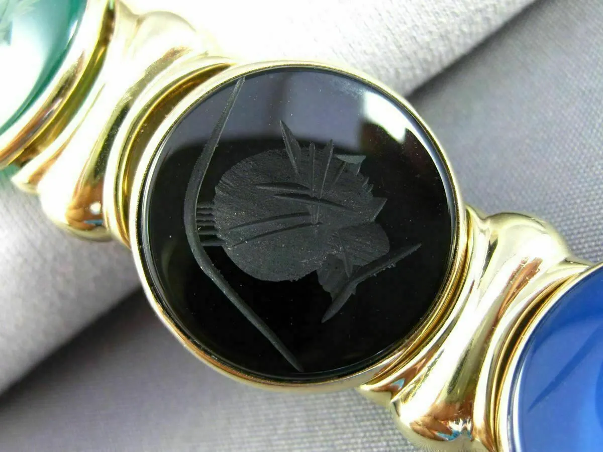 ESTATE WIDE & LONG 14K YELLOW GOLD ROUND MULTI COLOR INTAGLIO CARNELIAN BRACELET